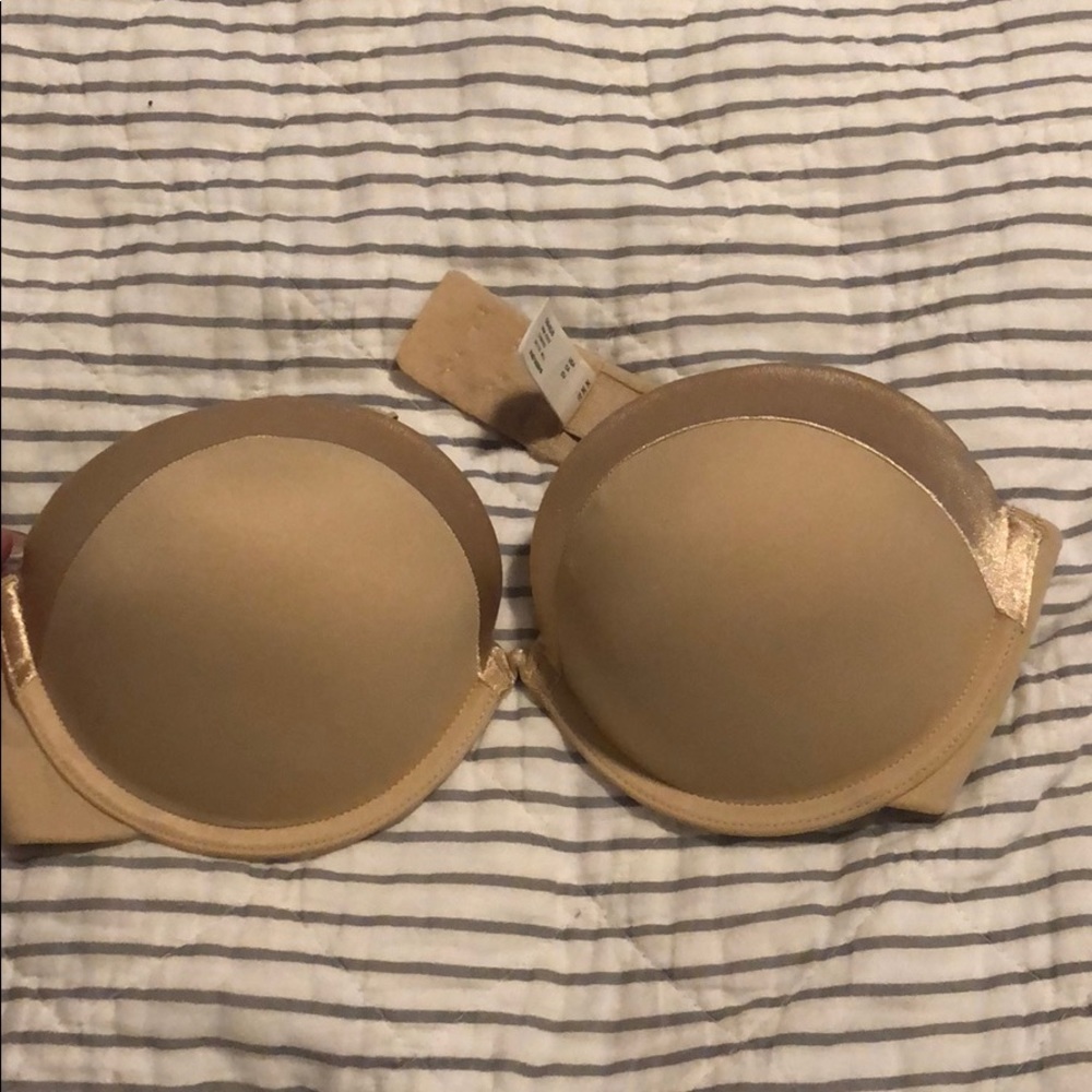 Strapless push-up bra. NWOT